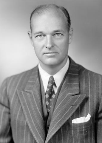 El diplomático estadounidense George F Kennan en 1947. FOTO: Biblioteca del Congreso (dominio público) El diplomático estadounidense George F Kennan en 1947. FOTO: Biblioteca del Congreso (dominio público)